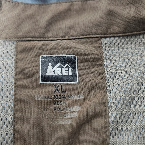 REI Men's XL Nylon Hiking Shirts Bundle Vented Outdoor Fishing Travel Camping - Picture 15 of 16